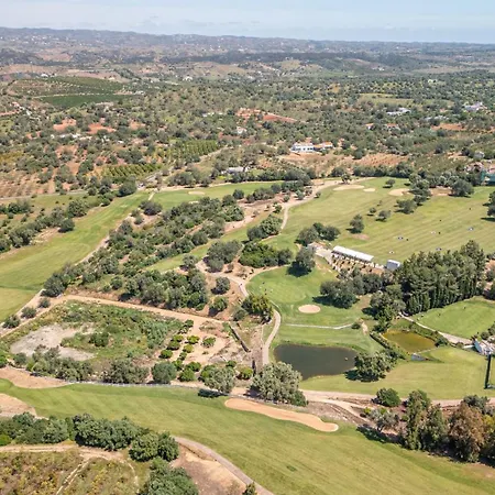 Casa Cavalo Town Centre Апартаменты *